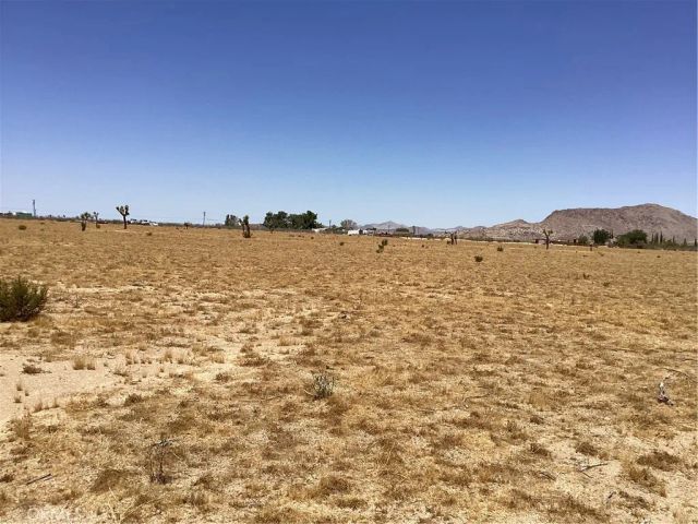 0 Milpas, Apple Valley, CA 92308