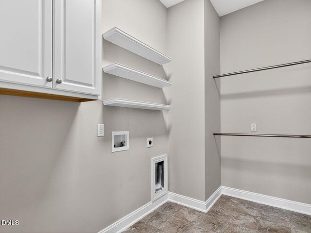 945 Mere Oak Drive, Raleigh, NC 27615
