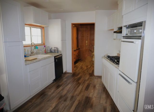 8500 Kern Canyon Road 3, Bakersfield, CA 93306