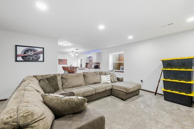 1817 N Kentucky Ln, Wichita, KS 67235
