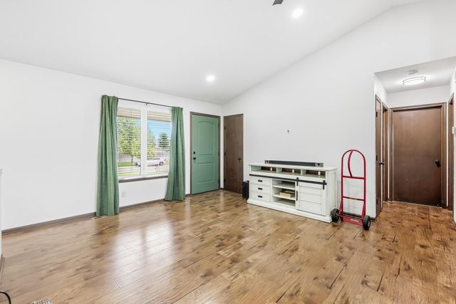 1817 N Kentucky Ln, Wichita, KS 67235