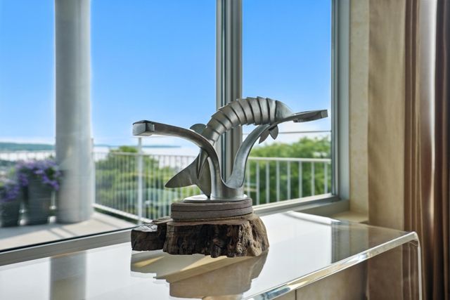 35 Cherry St Unit 404, Burlington, VT 05401