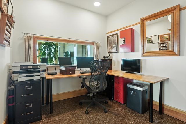 35 Cherry St Unit 404, Burlington, VT 05401