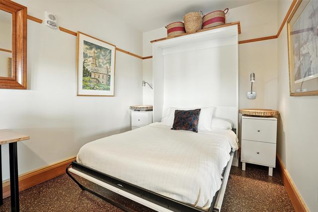 35 Cherry St Unit 404, Burlington, VT 05401