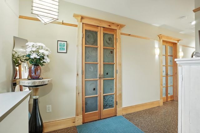 35 Cherry St Unit 404, Burlington, VT 05401