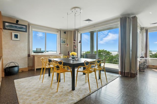 35 Cherry St Unit 404, Burlington, VT 05401