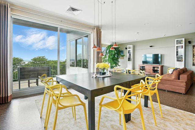 35 Cherry St Unit 404, Burlington, VT 05401