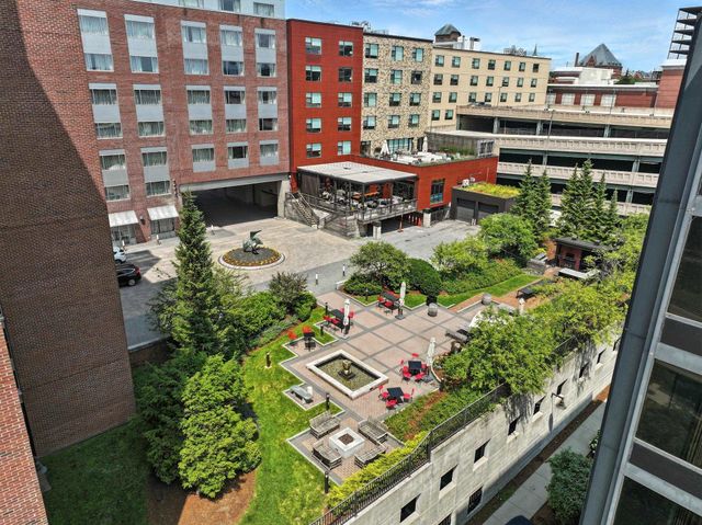 35 Cherry St Unit 404, Burlington, VT 05401