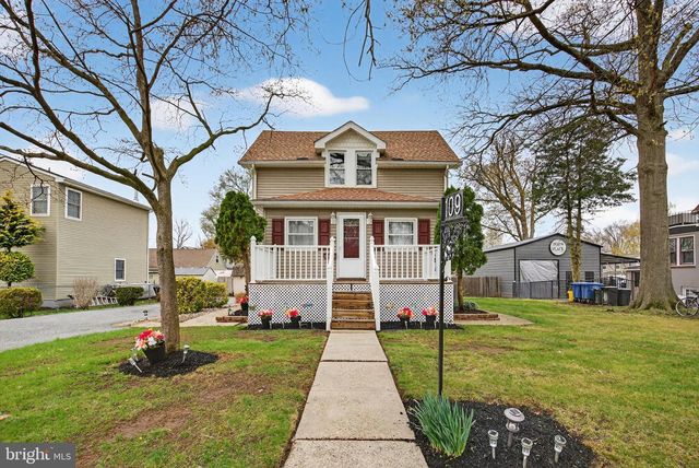109 E MILL RD, Maple Shade, NJ 08052