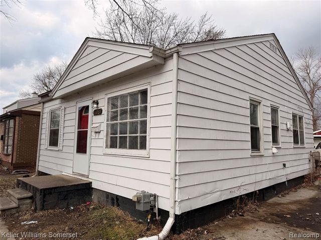 13069 Sarsfield Avenue, Warren, MI 48089