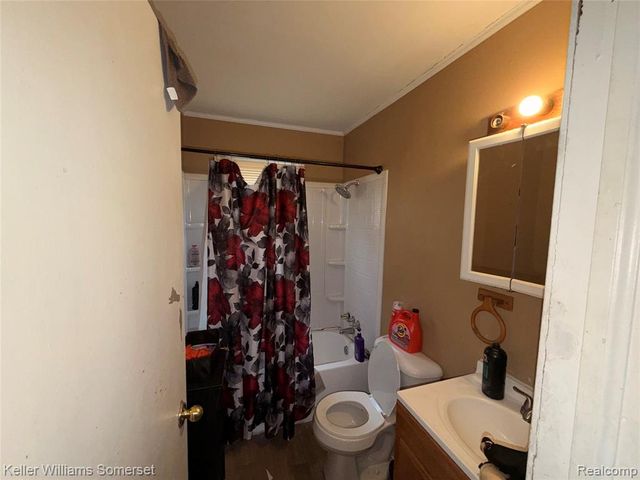 13069 Sarsfield Avenue, Warren, MI 48089