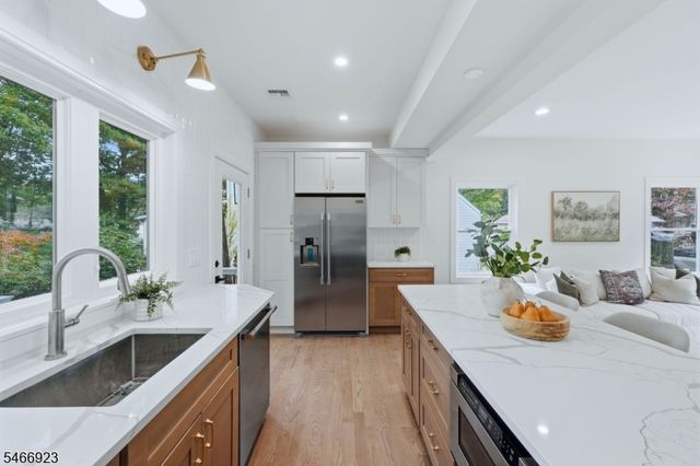 37 Maple Ave, West Orange Twp., NJ 07052