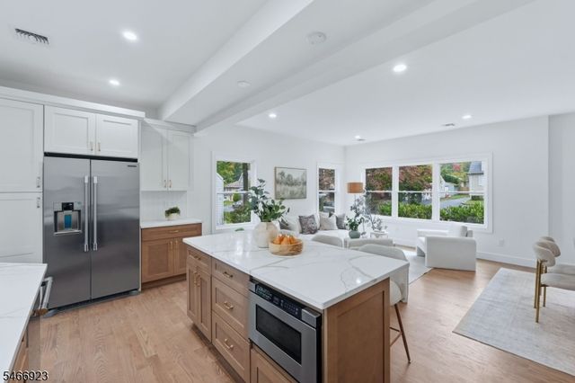 37 Maple Ave, West Orange Twp., NJ 07052