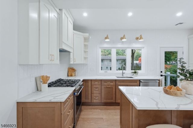 37 Maple Ave, West Orange Twp., NJ 07052