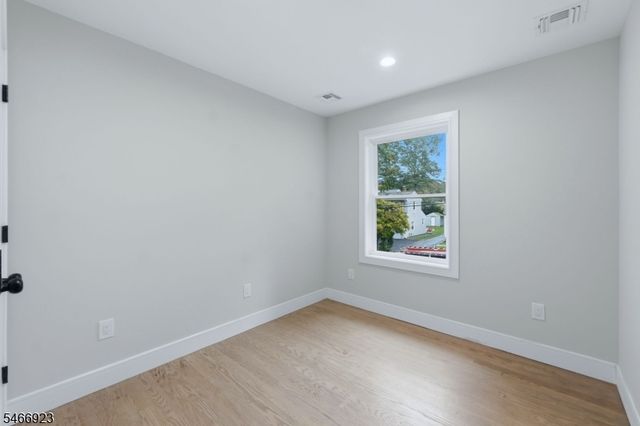 37 Maple Ave, West Orange Twp., NJ 07052
