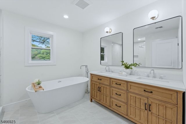 37 Maple Ave, West Orange Twp., NJ 07052