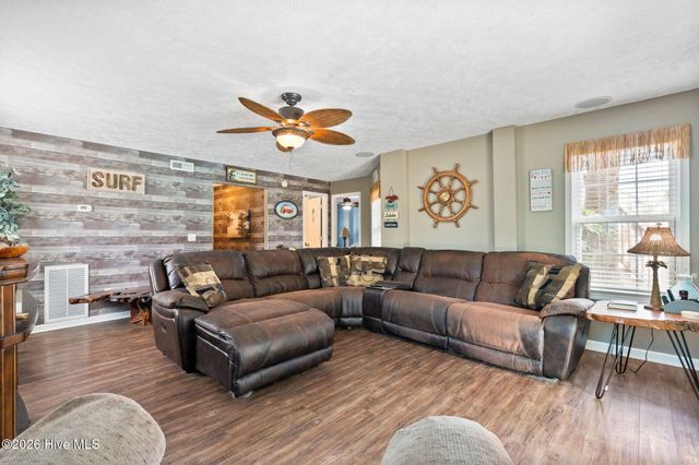 110 Palm Breeze Drive, Carolina Beach, NC 28428