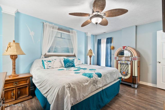 110 Palm Breeze Drive, Carolina Beach, NC 28428