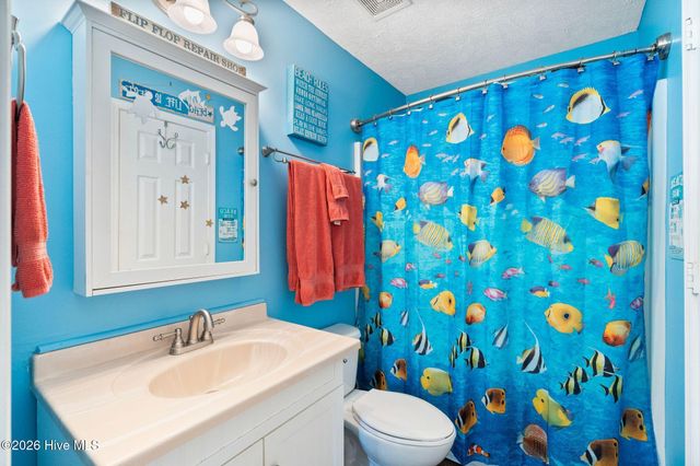 110 Palm Breeze Drive, Carolina Beach, NC 28428