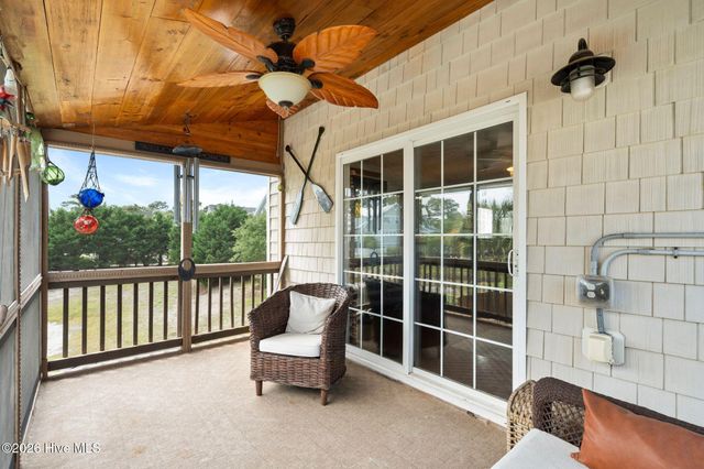 110 Palm Breeze Drive, Carolina Beach, NC 28428