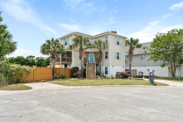 110 Palm Breeze Drive, Carolina Beach, NC 28428