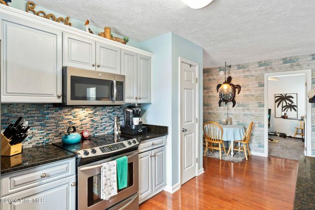 110 Palm Breeze Drive, Carolina Beach, NC 28428