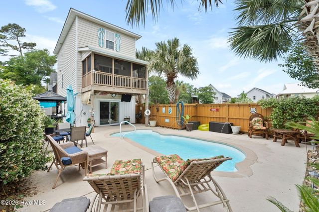 110 Palm Breeze Drive, Carolina Beach, NC 28428