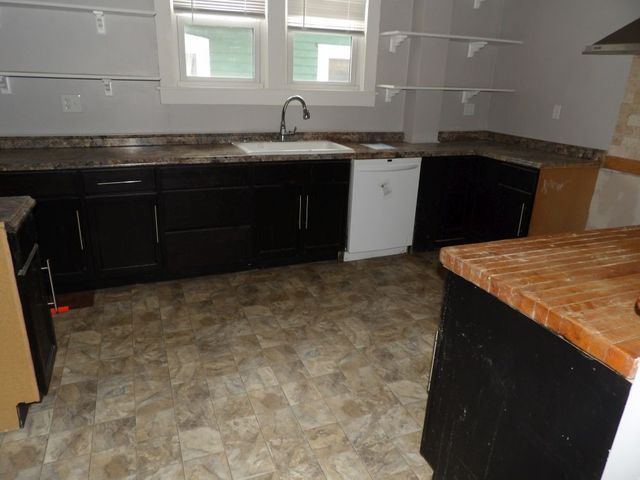 806 E 4th St, Oil City, PA 16301