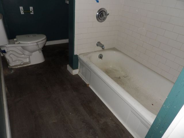 806 E 4th St, Oil City, PA 16301