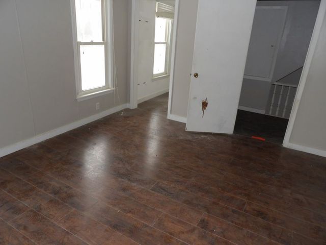 806 E 4th St, Oil City, PA 16301