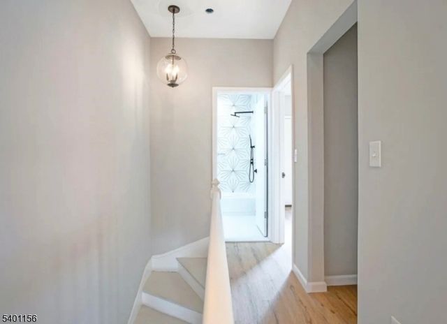 3 Minerva St, Jersey City, NJ 07304