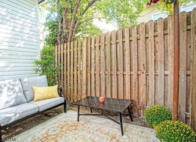 3 Minerva St, Jersey City, NJ 07304