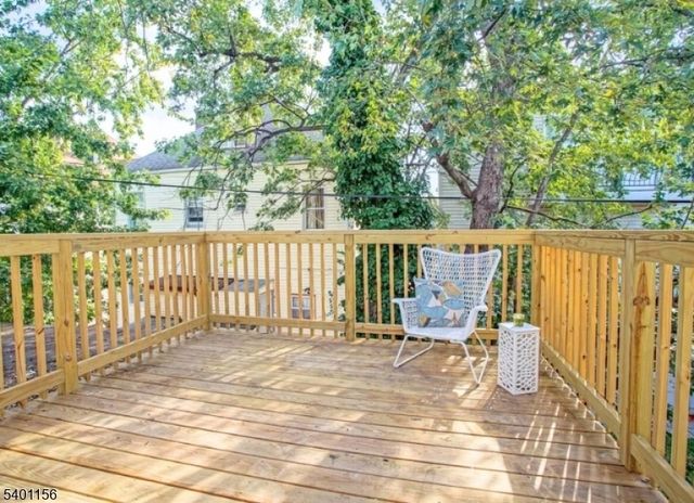 3 Minerva St, Jersey City, NJ 07304