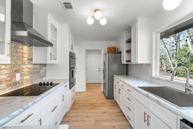 1121 Chevelly Court, Denton, TX 76209