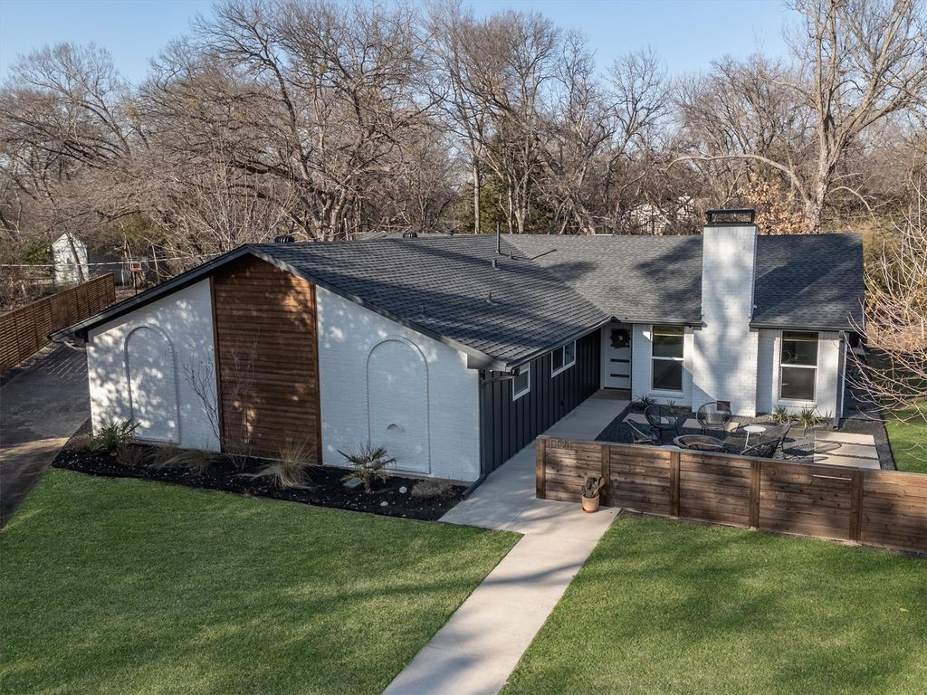 1121 Chevelly Court, Denton, TX 76209