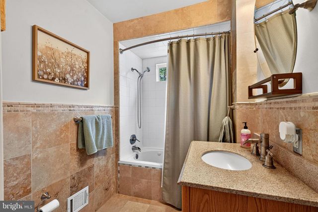 7415 GREENBANK RD, Middle River, MD 21220