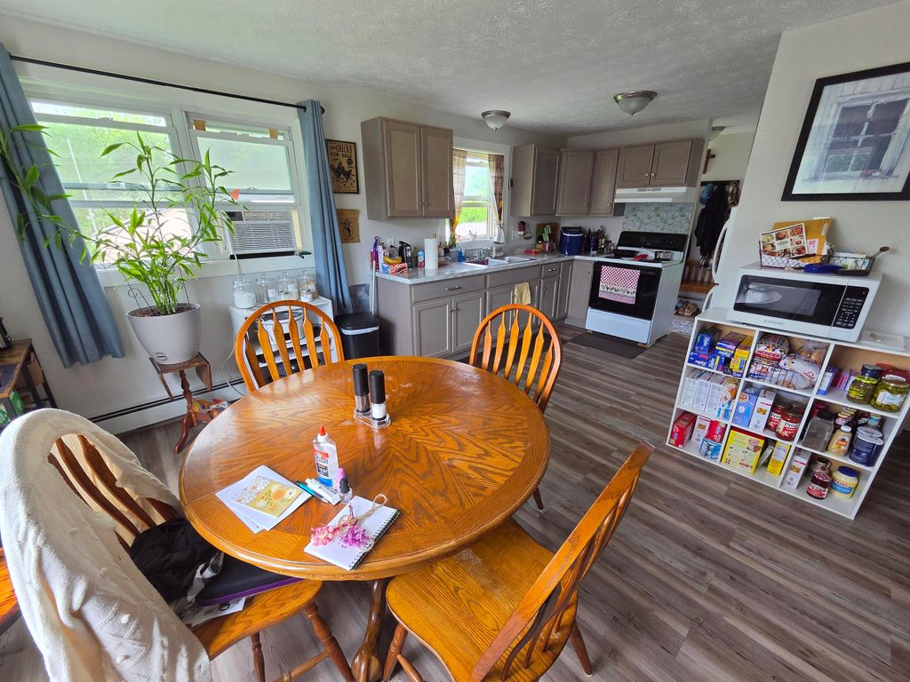79 Dow Avenue, Lewiston, ME 04240 — photo 5