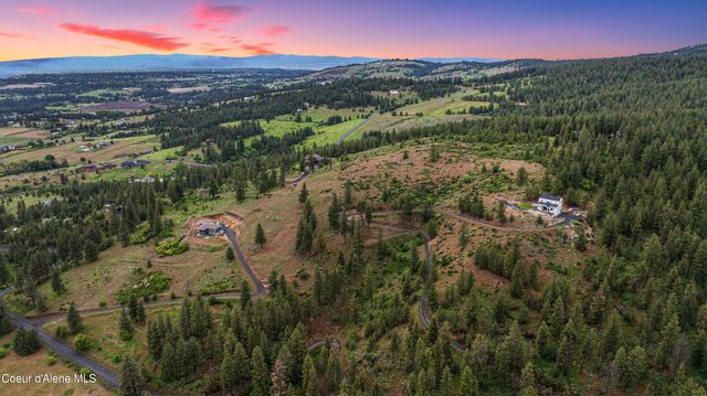 6527 E Big Rock Rd, Spokane, WA 99223