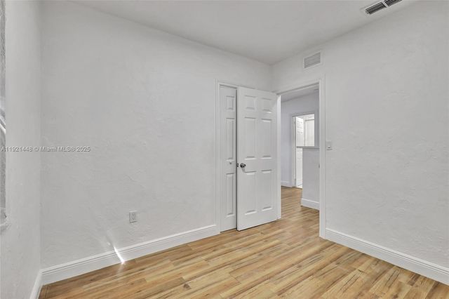 3032 Glenwood Rd, West Palm Beach, FL 33405