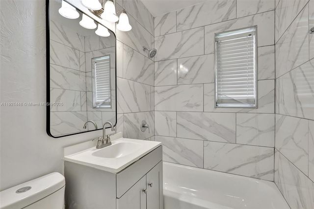 3032 Glenwood Rd, West Palm Beach, FL 33405