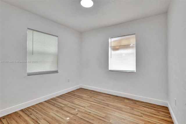 3032 Glenwood Rd, West Palm Beach, FL 33405