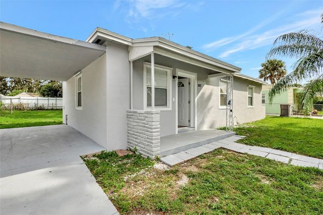 3032 Glenwood Rd, West Palm Beach, FL 33405