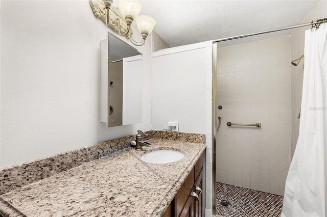 807 SILVER DRIVE, Orlando, FL 32804