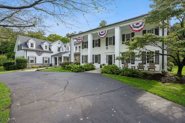 1 Woodside Drive, Montville Twp., NJ 07005