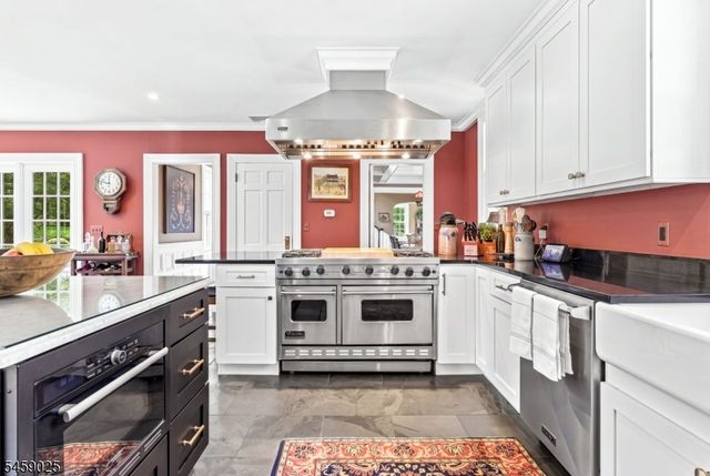 1 Woodside Drive, Montville Twp., NJ 07005