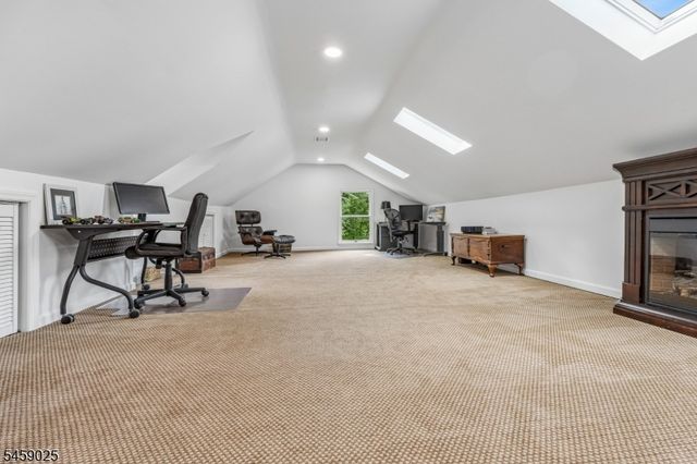 1 Woodside Drive, Montville Twp., NJ 07005