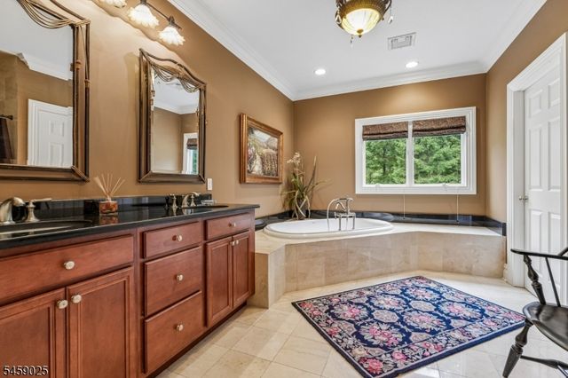 1 Woodside Drive, Montville Twp., NJ 07005