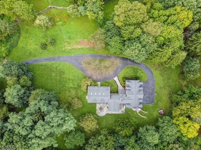 1 Woodside Drive, Montville Twp., NJ 07005