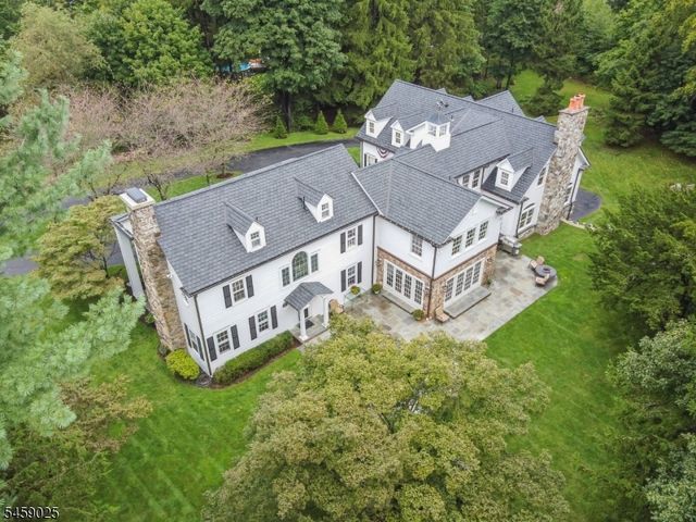 1 Woodside Drive, Montville Twp., NJ 07005