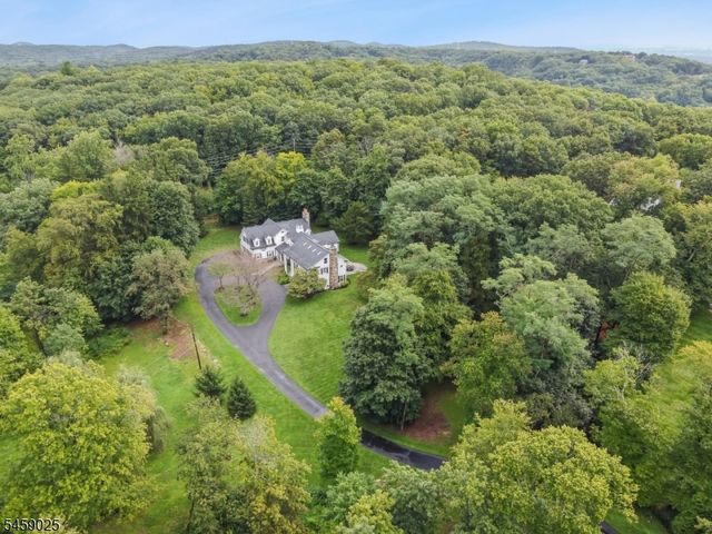 1 Woodside Drive, Montville Twp., NJ 07005